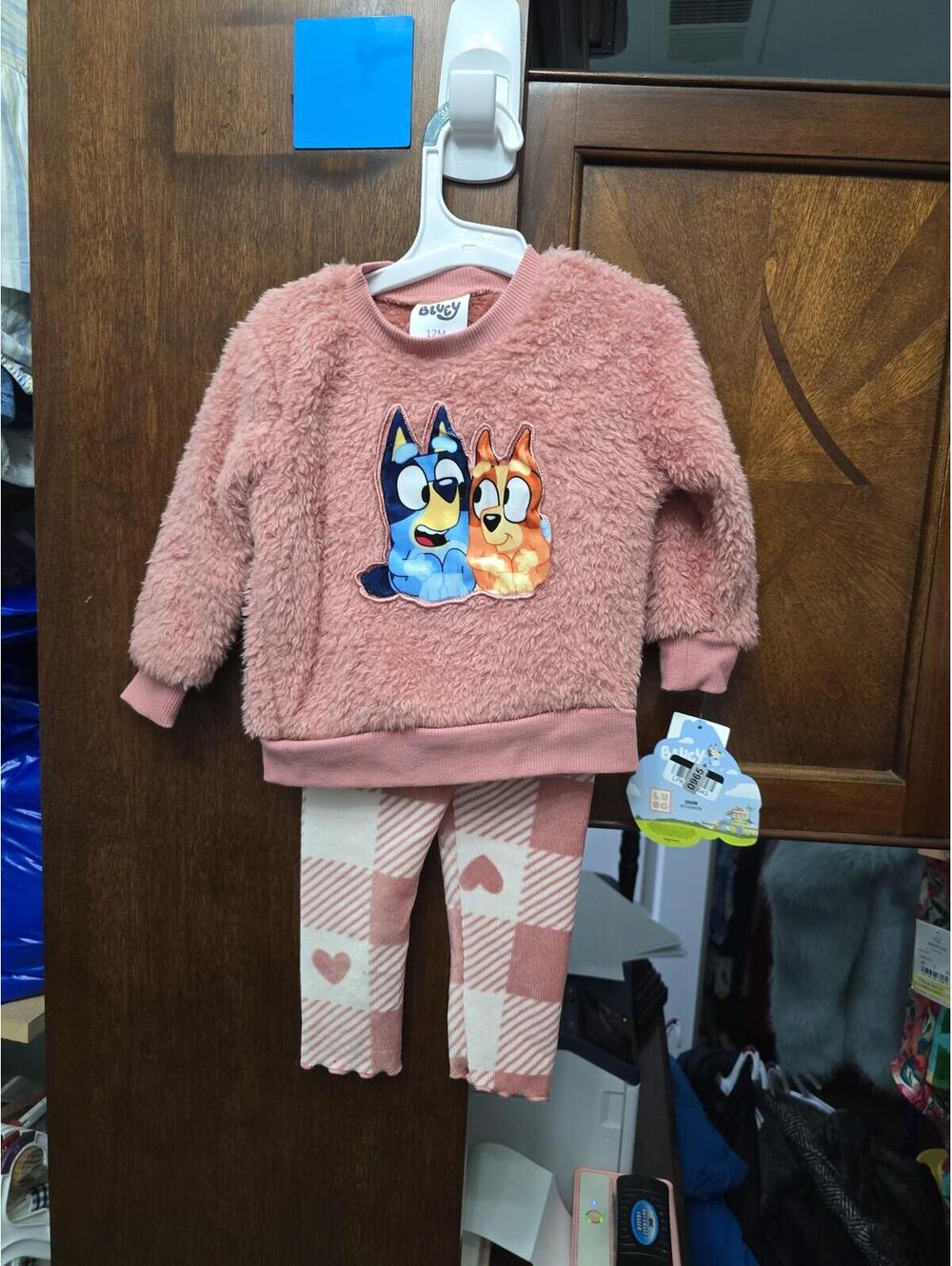 12m brand new disney bluey outfit item 965